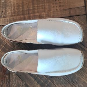 Womens slip on sneaker